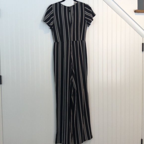 Crystal Sky Striped Jumpsuit - Picture 3 of 4